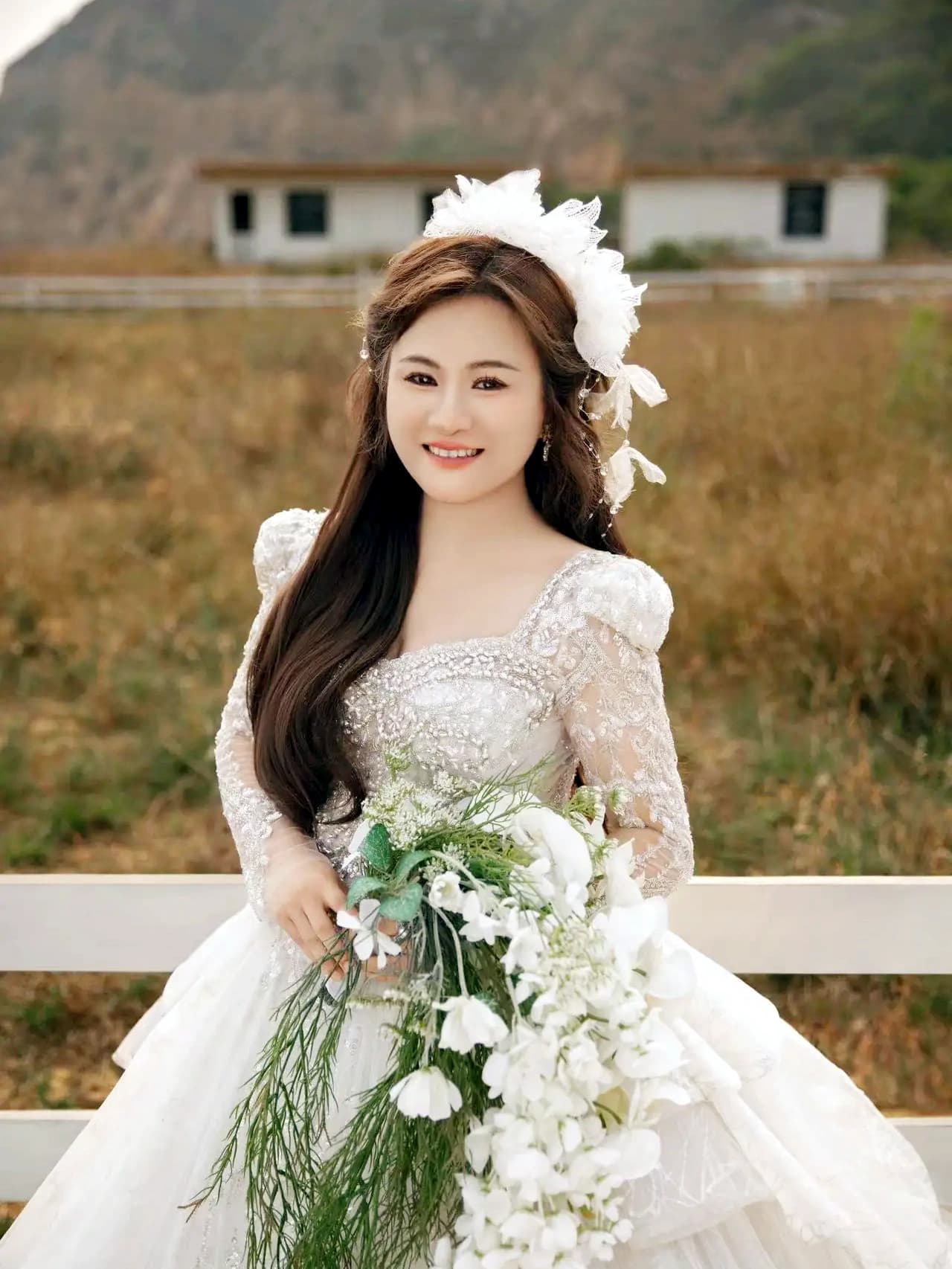 中国内地流行女歌手曹艺馨的写真图2