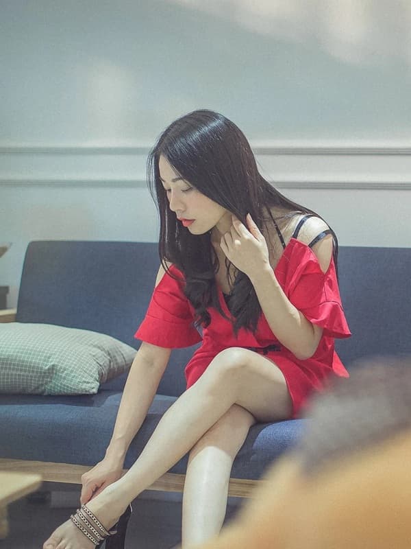 中国内地影视女演员陈菲的高清写真图