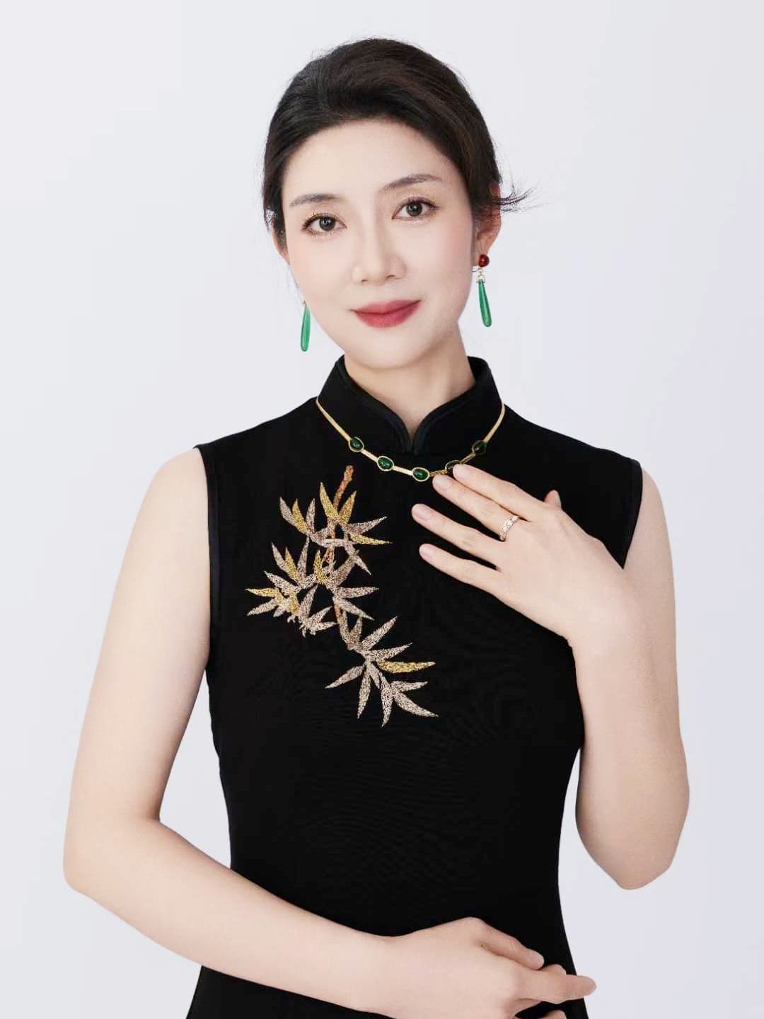 中国内地女演员任玥熹的高清写真图